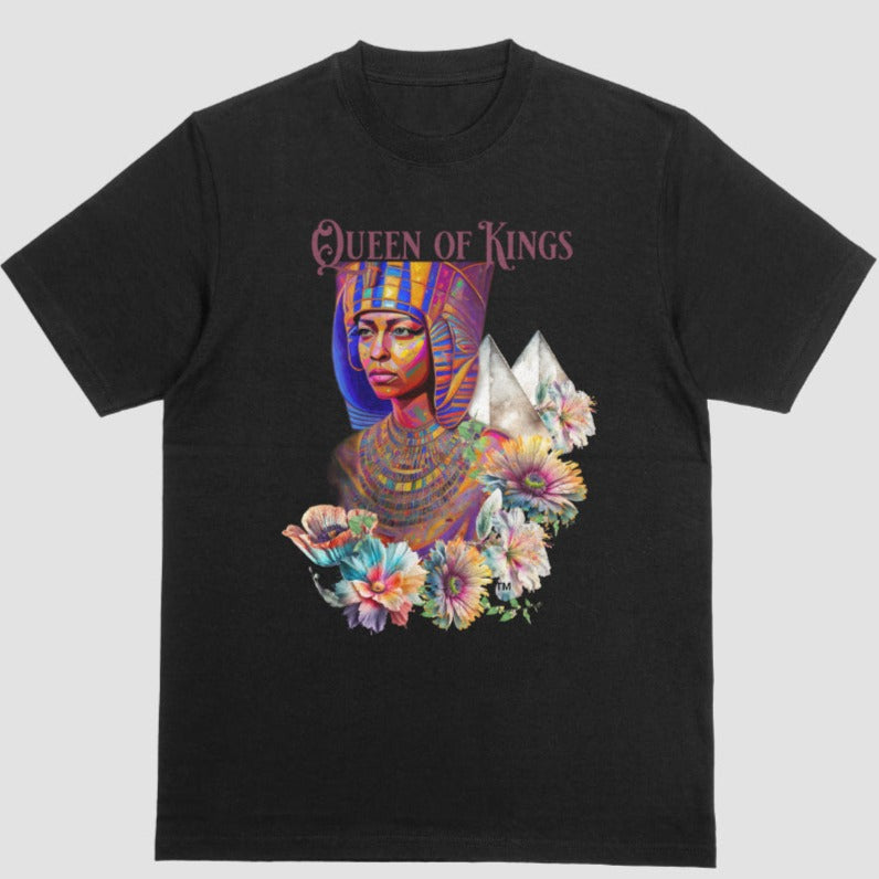 Black or white shirt with Queen Nifertiti and flowers. Pyramids in the background.